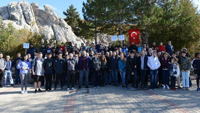 Olimpiyatlar için Çorum’a gelen sporcular Hattuşa’yı gezdi