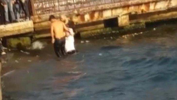 Beşiktaş'ta durağa dalan otobüsün şoförü denizden böyle çıkarıldı G3