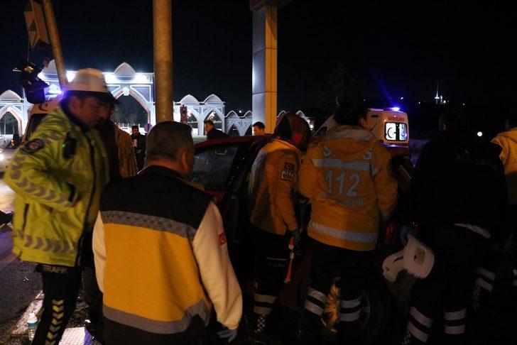 Kaza yapan araçtan yaralı çıktı, aklında cep telefonu vardı G4