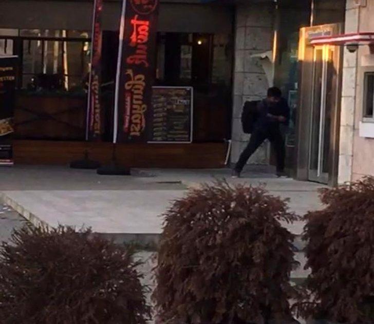 Çekiçle banka soymaya kalktı 'cezaevine girmek için yaptım' dedi G1