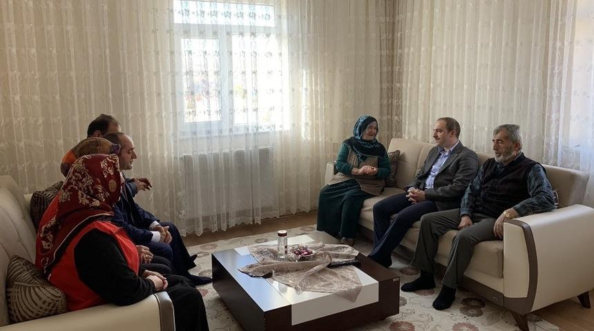 Vali Epcim&rsquo;den şehit ailesine ziyaret