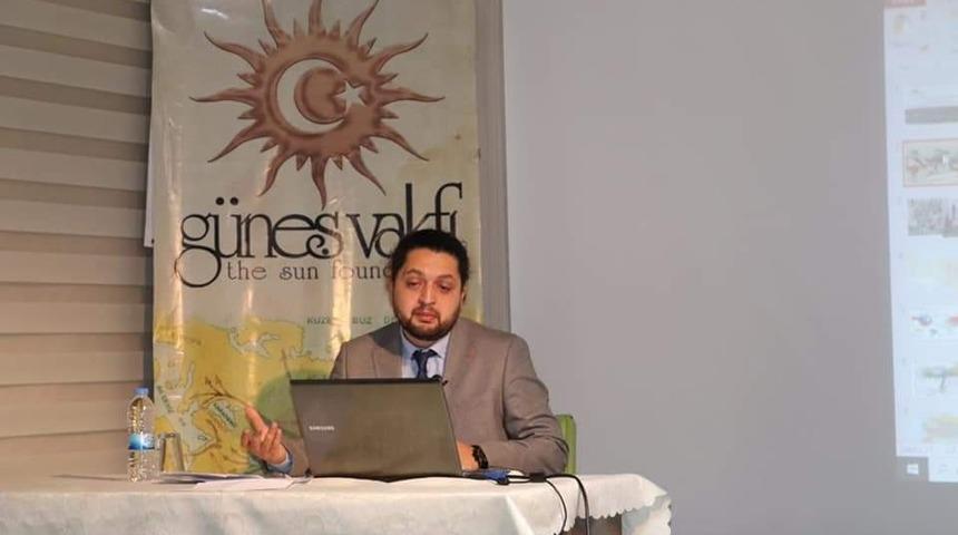 Dr. Mustafa Tayfun Üstün Güneş Vakfı’nın konuğu oldu