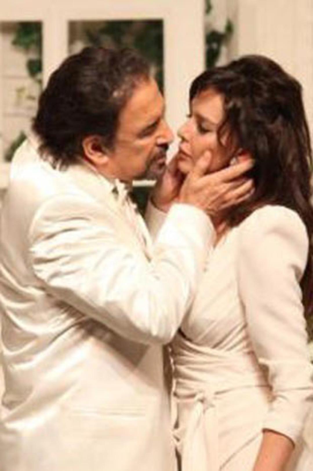 İşte g&uuml;n&uuml;n magazin haberleri