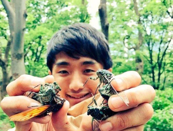 Hamam böceği ile aşk yaşayan genç: Onun hayalini kuruyorum! G2