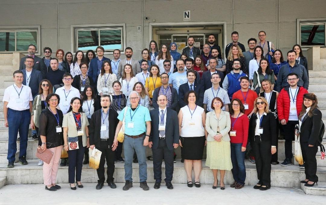 Geleceğin bilim senaryoları İzmir&rsquo;de &ccedil;izildi