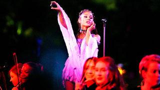 MTV Avrupa Müzik Ödülleri töreninde Ariana Grande şoku!