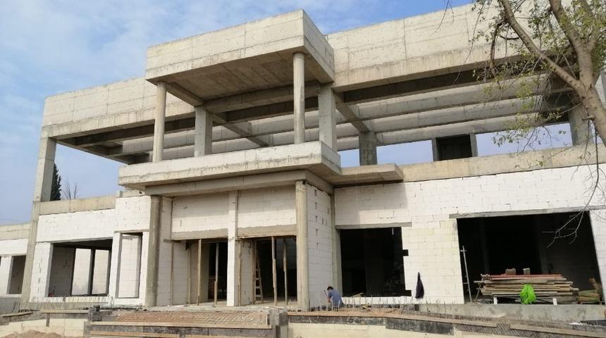 Darıca&rsquo;daki spor salonu şekilleniyor