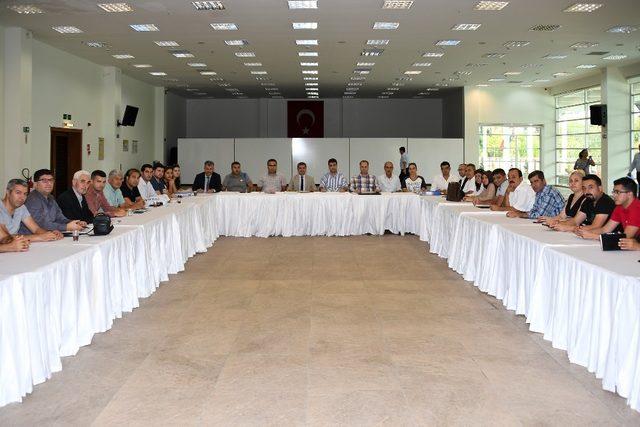 Mersin’de atık ve temizlik hizmetleri yönetimi tartışıldı