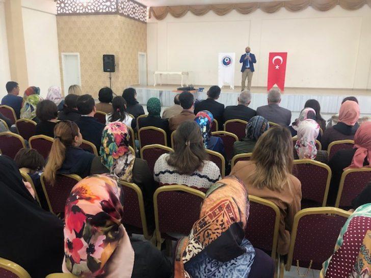 Anne-Baba Okulu, Yenice ve Çan’da ebeveynlerle bir araya geldi G4