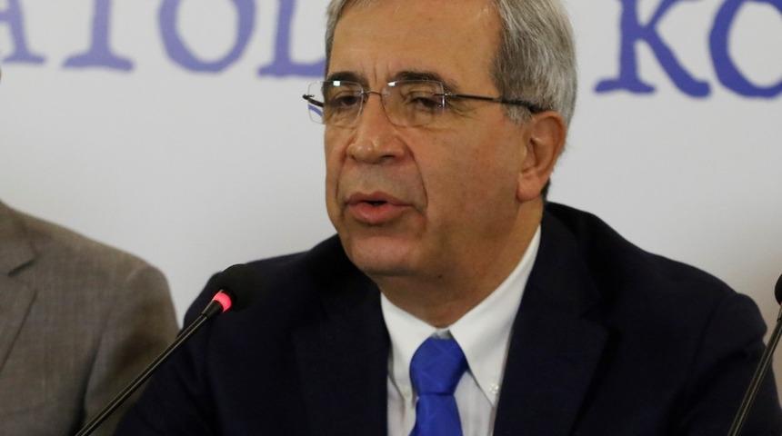 Çocuğu havaya atarken dikkat