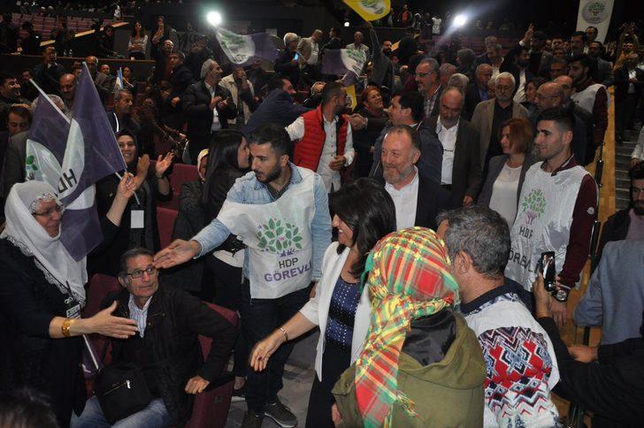HDP'nin İstanbul Kongresi'nde tepki çeken görüntüler G2