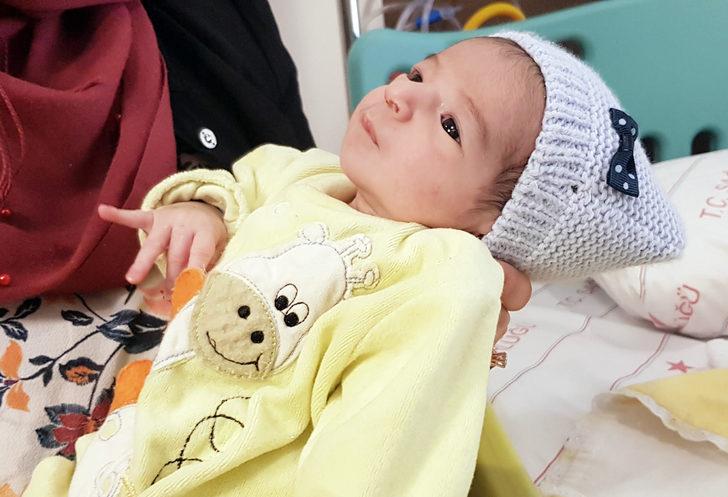 Iraklı bebek, ambulans uçakla getirildiği İstanbul’da şifa buldu G4