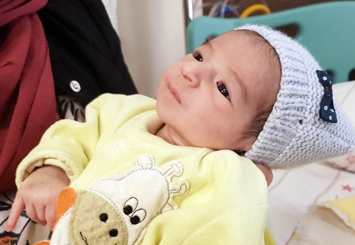 Iraklı bebek, ambulans uçakla getirildiği İstanbul’da şifa buldu G5