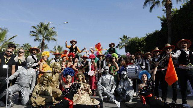 Mersin, karnaval gibi bir festivale ev sahipliği yaptı