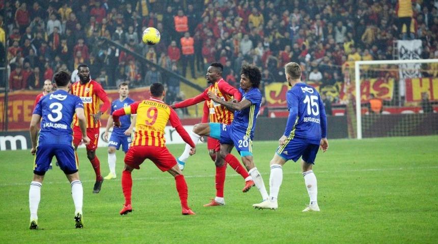 Kayserispor Fenerbah&ccedil;e&rsquo;yi g&uuml;ld&uuml;rm&uuml;yor
