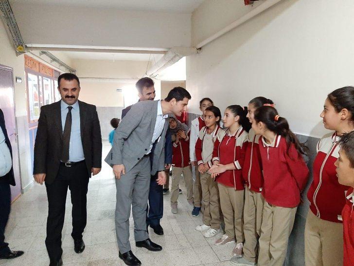 Kaymakam Aydın okul denetledi G2