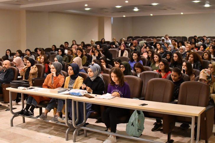 SAÜ’de Göçmen ve Sığınmacılara sunulan sosyal hizmetler konuşuldu G5