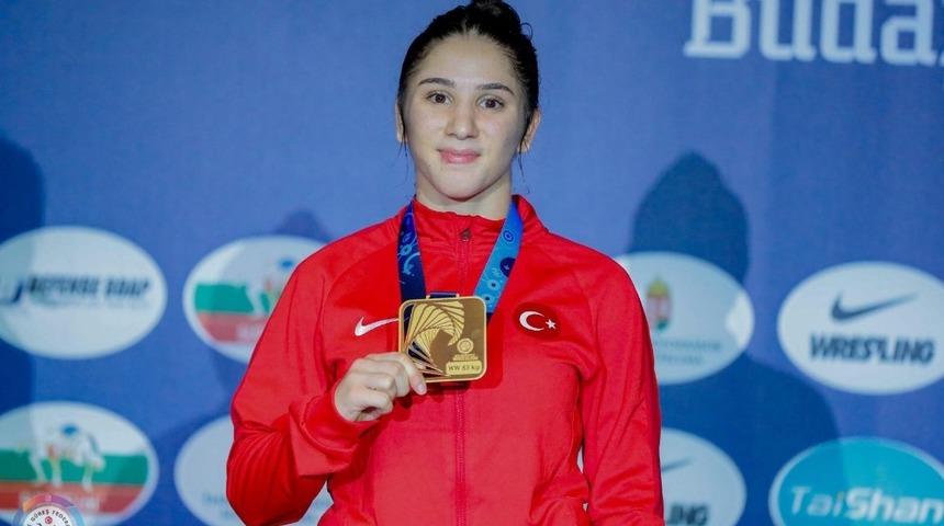 Bartın &Uuml;niversitesi &ouml;ğrencisi Zeynep Yetgil&rsquo;den bronz madalya