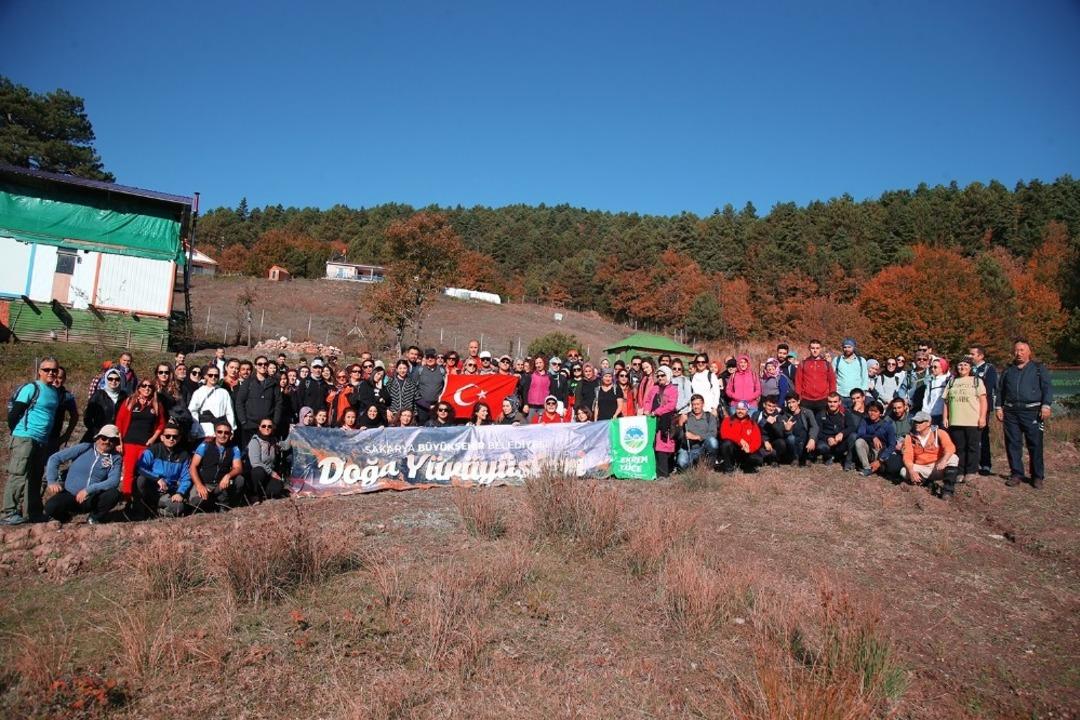 Doğaseverler Melekşe Solak-Şah Melek arasında y&uuml;r&uuml;d&uuml;