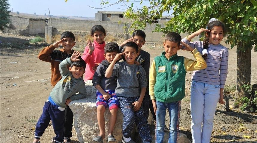 MSB: "TSK bölgedeki insanların hangi din ve etnik kökende olursa olsun yanında olmaya devam edecektir"
