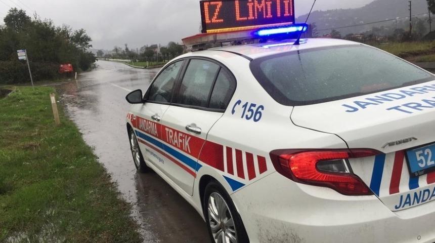 Ordu’da hızlı araç kullanan 44 sürücüye ceza