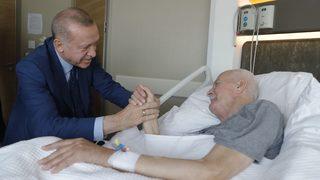 Cumhurbaşkanı Erdoğan, Şevket Kazan’ı ziyaret etti