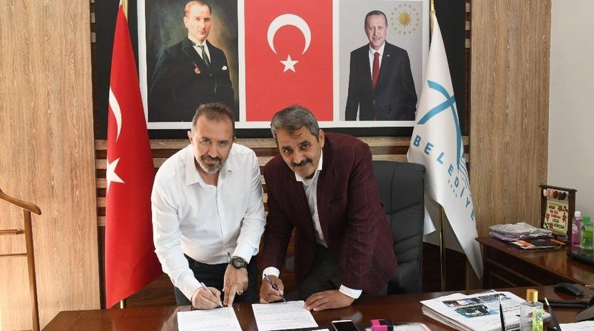 Giysiler &ccedil;&ouml;pe değil ihtiya&ccedil; sahiplerine gidiyor