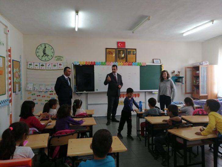 MEB Müşaviri Çolakoğlu okulları ziyaret etti G3