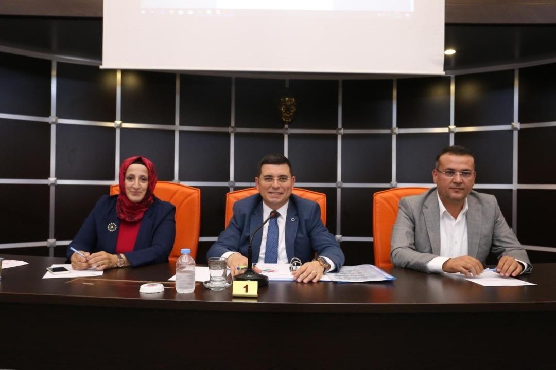 Kepez Meclisi&rsquo;nde tapu sevinci