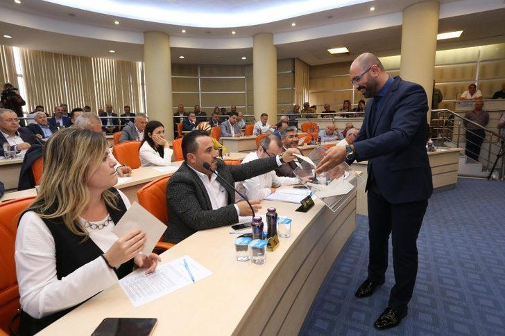 Kepez Meclisi’nde tapu sevinci G3