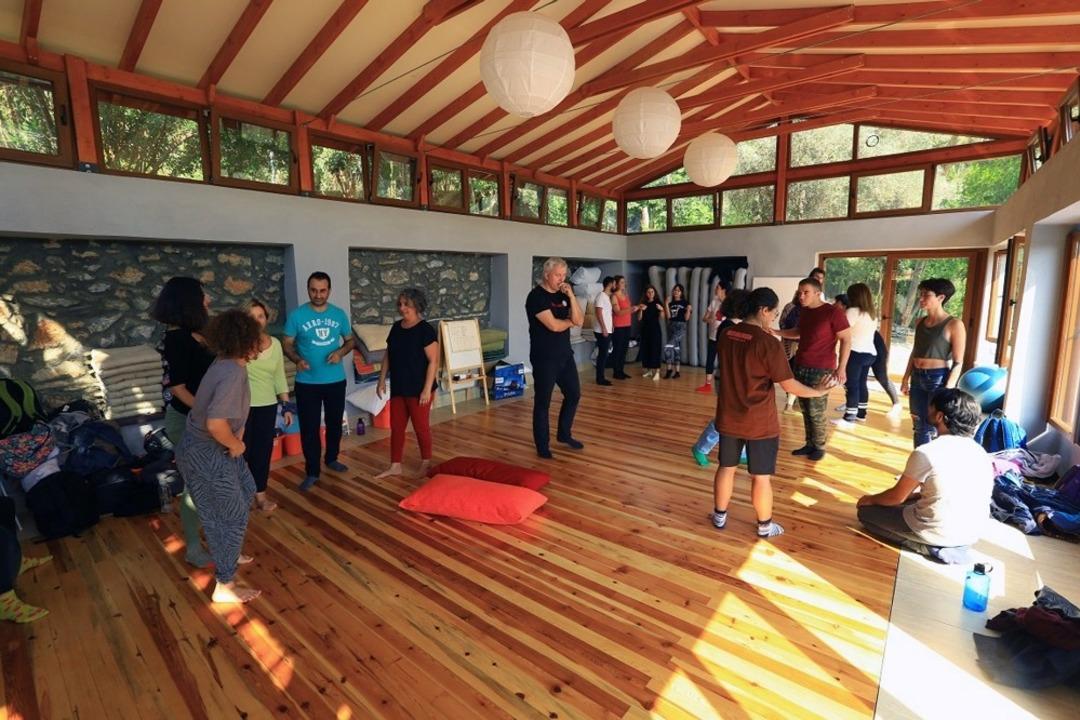 Ahırdan sanata d&ouml;n&uuml;şen at&ouml;lye