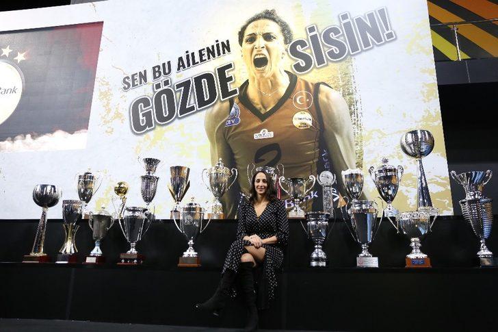 Gözde Kırdar’ın forması emekli edildi G5