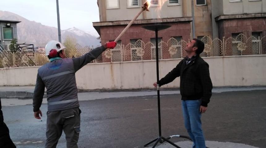 Hakkari’de doğalgaz gazlama işlemi yapıldı