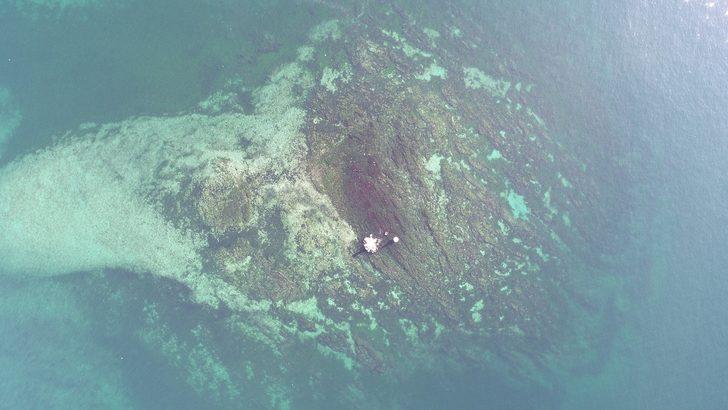 İstanbul'un depremlerle batan adası görüntülendi G4