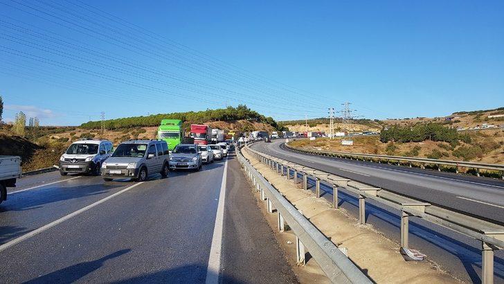 Yola dökülen mazot yüzünden 5 araç birbirine girdi! G3