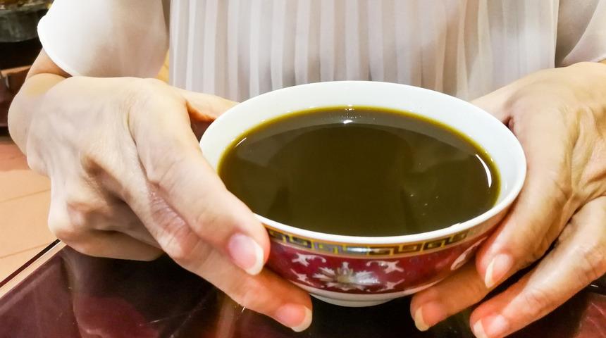 Öksürüğe iyi gelen ev yapımı şurup: Öksürük kesen doğal mucize