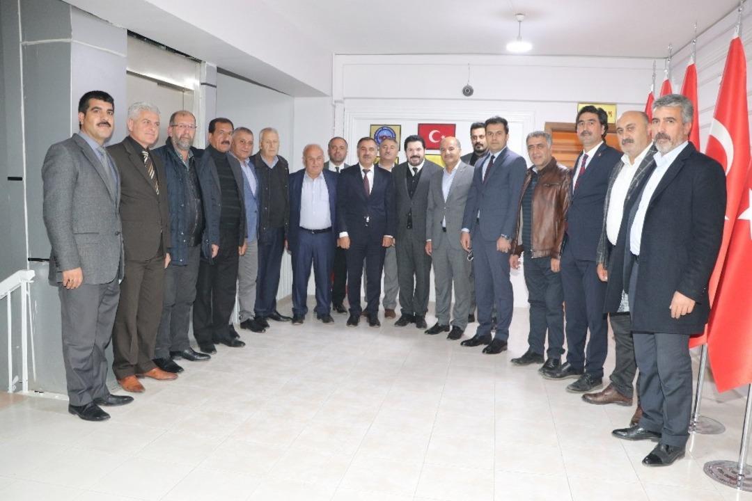 Ağrı Belediye Başkanı Sayan, Muş&rsquo;ta ziyaretlerde bulundu