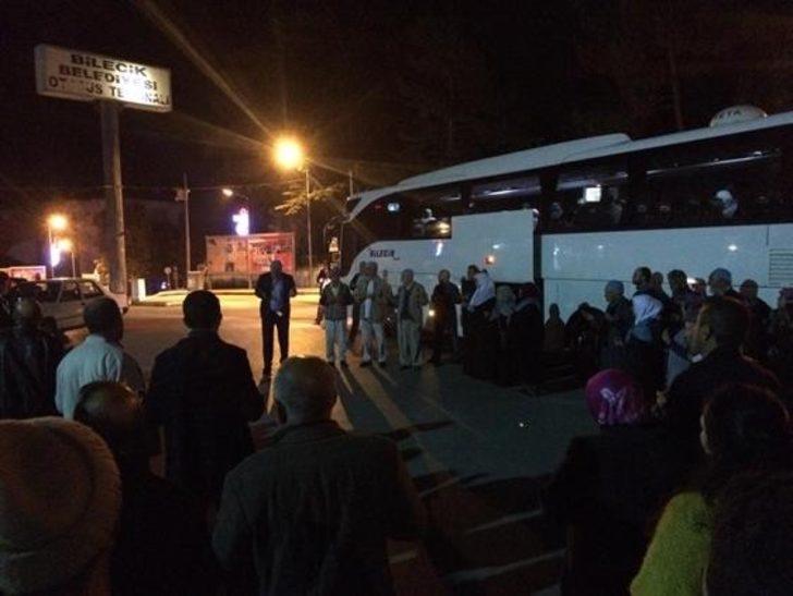 Umre yolcuları kutsal topraklara uğurlandı G3