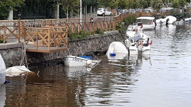 Marmaris’te sağnak yağışın neden olduğu yaralar sarılıyor