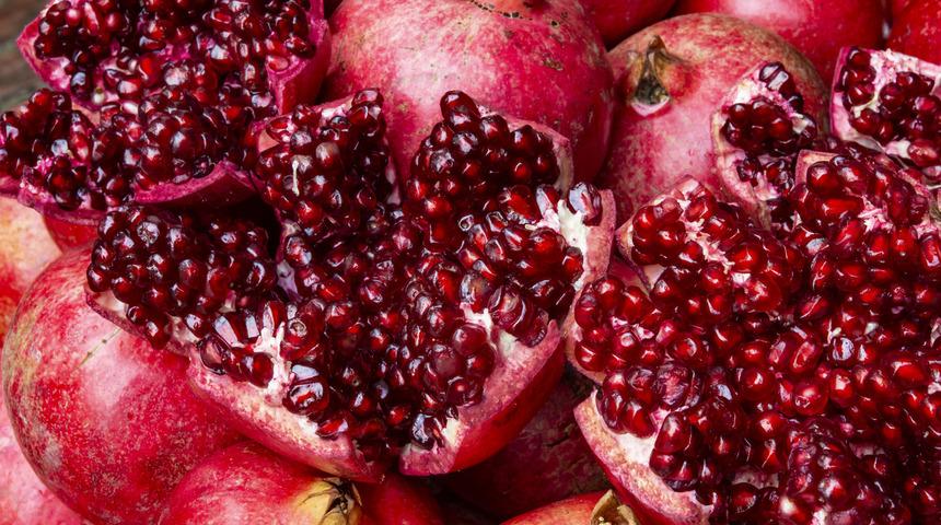 Ispanaktan sonra şimdi de nar! Kimyasallar narın kabuğundan içine geçebilir