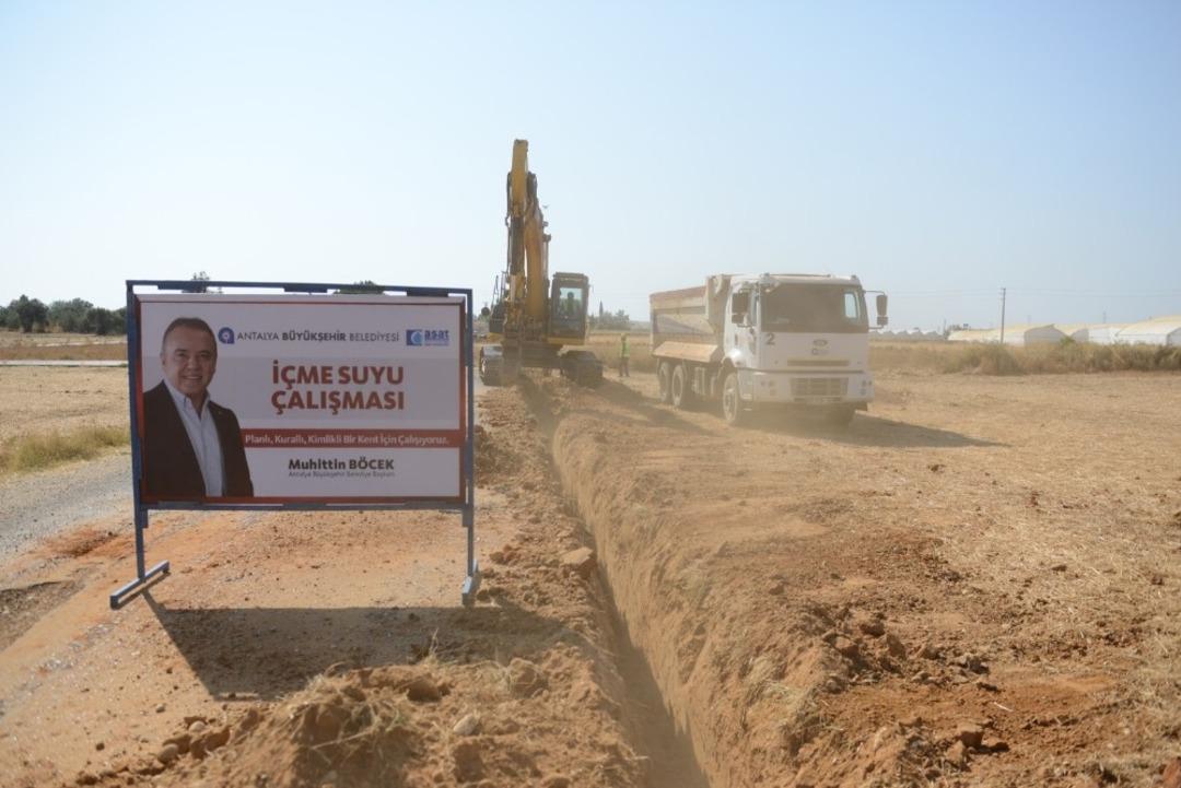 Aksu Yurtpınar&rsquo;a i&ccedil;me suyu hattı