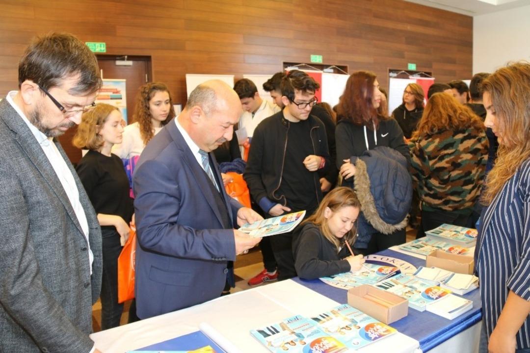 K&uuml;tahya&rsquo;da &Uuml;niversite Tanıtım G&uuml;nleri etkinliği