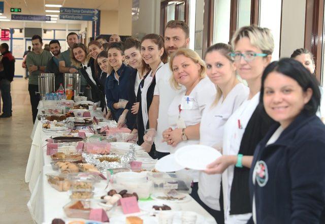 Trakya Üniversitesi Hemşirelik Hizmetleri Müdürlüğünden anlamlı kermes