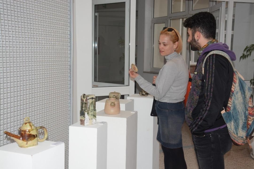 Engelliler Entegre Y&uuml;ksekokulundan "Uluslararası &Ccedil;aydanlık Sergisi"