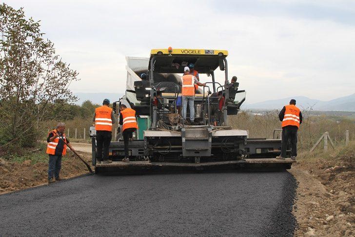 Büyükşehir Belediyesi ekipleri asfalt çalışmalarını sürdürüyor G3