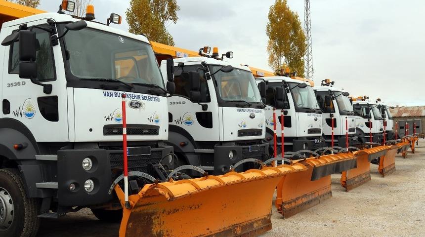 Van&rsquo;da karla m&uuml;cadele ara&ccedil;ları i&ccedil;in ihale yapılacak