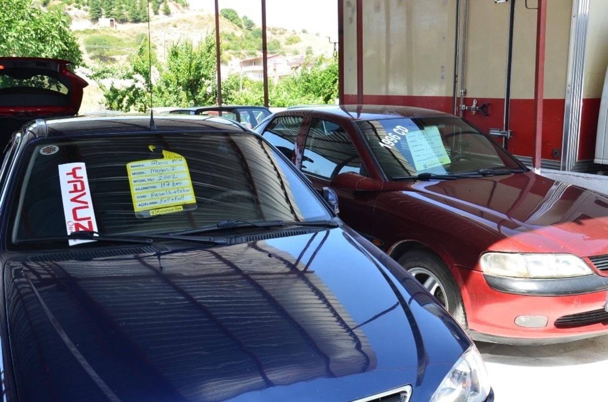 Balıkesir&rsquo;de trafiğe kayıtlı ara&ccedil; sayısı 484 bin 19&rsquo;a ulaştı