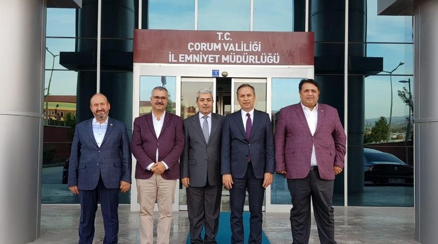 AK Parti&rsquo;den Uzunoğlu ve G&uuml;lser&rsquo;e ziyaret