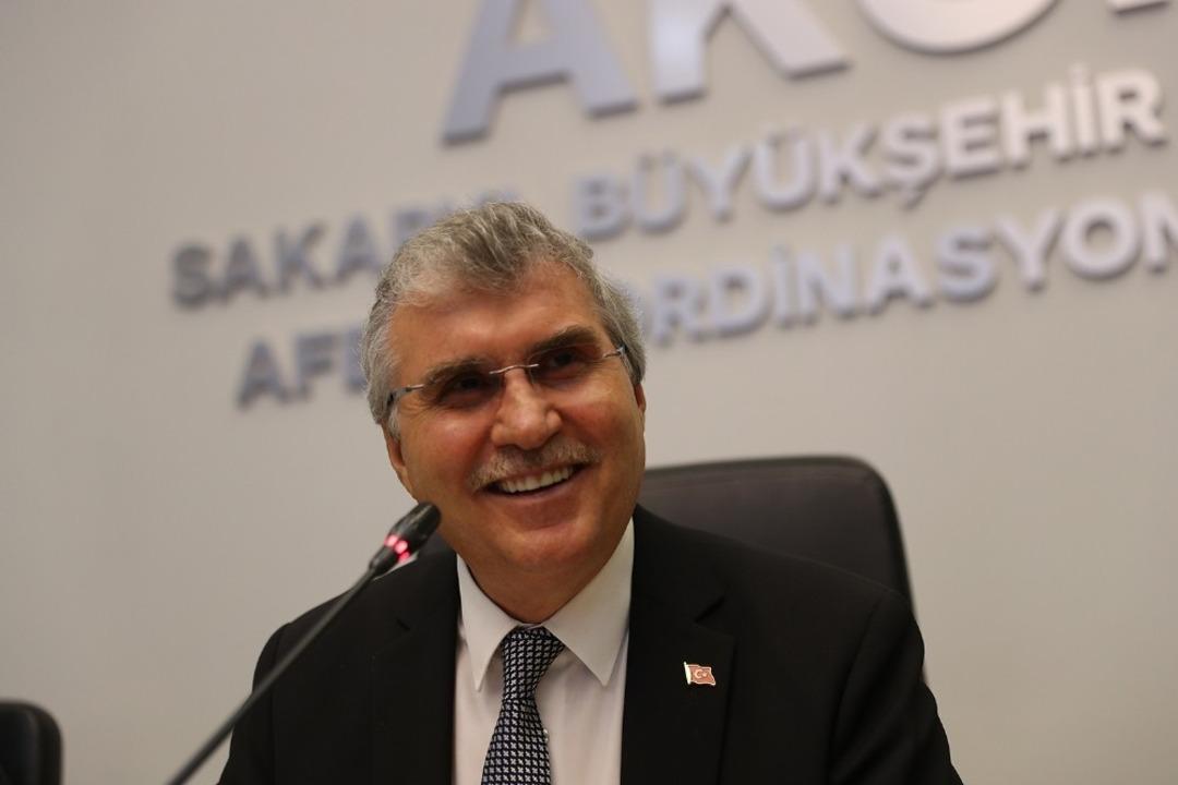 Başkan Y&uuml;ce, &ldquo;En kaliteli bal &uuml;retiminin adresi Sakarya olacak&rdquo;