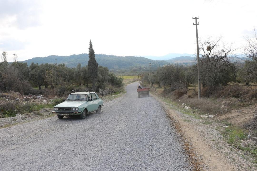 Yapılan yol il&ccedil;eye ulaşımı kısalttı